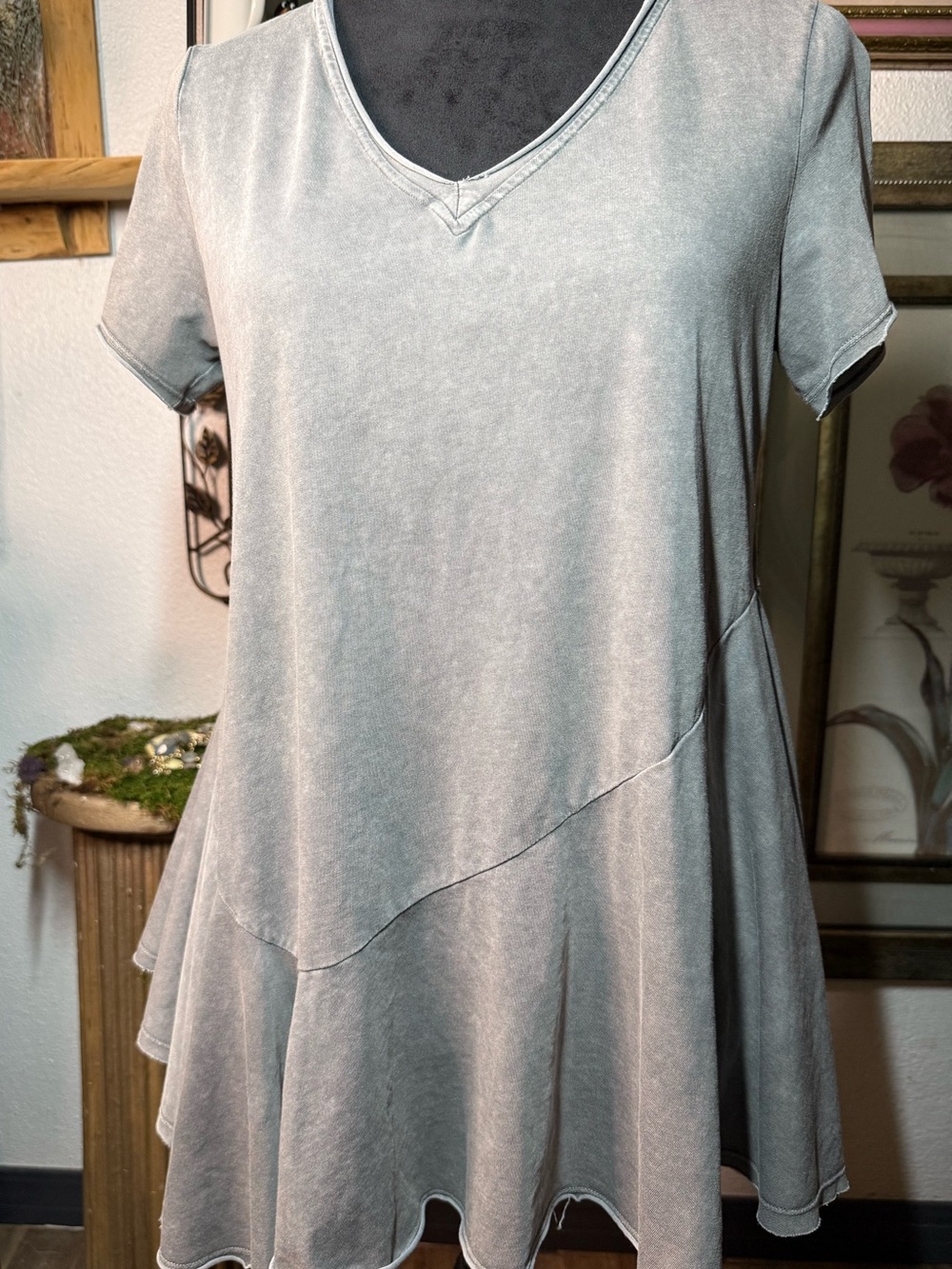 Mystree Gray Mineral Wash Asymmetrical Peplum Tunic Top M